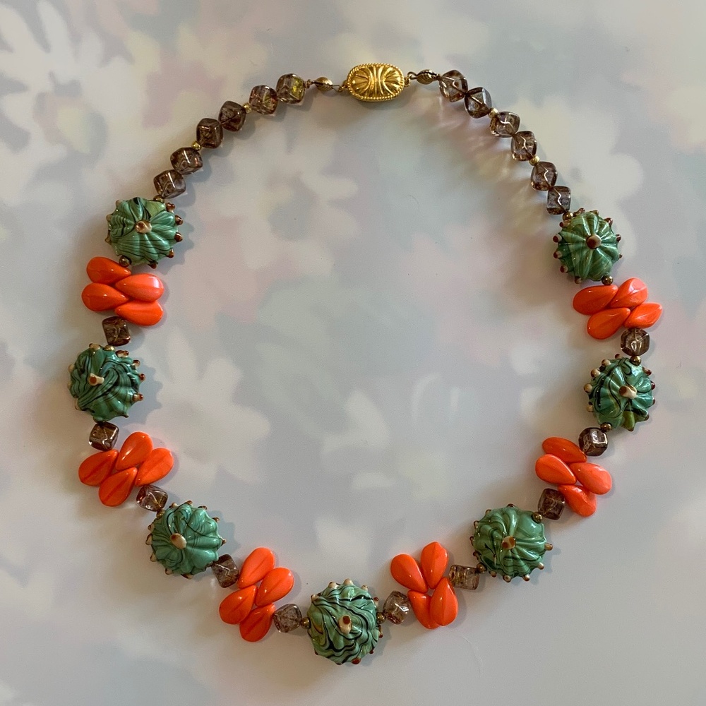Vintage Coral and Green Color Necklace